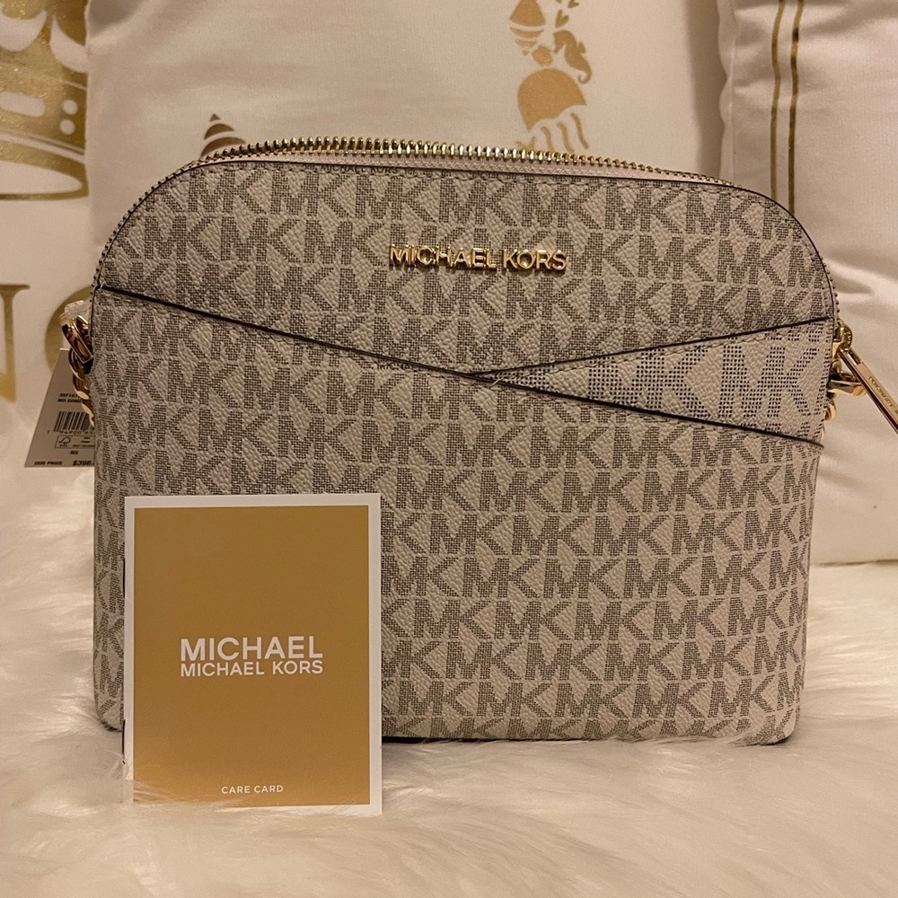 (PRICE IS FIRMED)NWT- MICHEAL KORS JET SET (Vanilla) TRAVEL CROSSBODY BAG - Picture 10 of 11